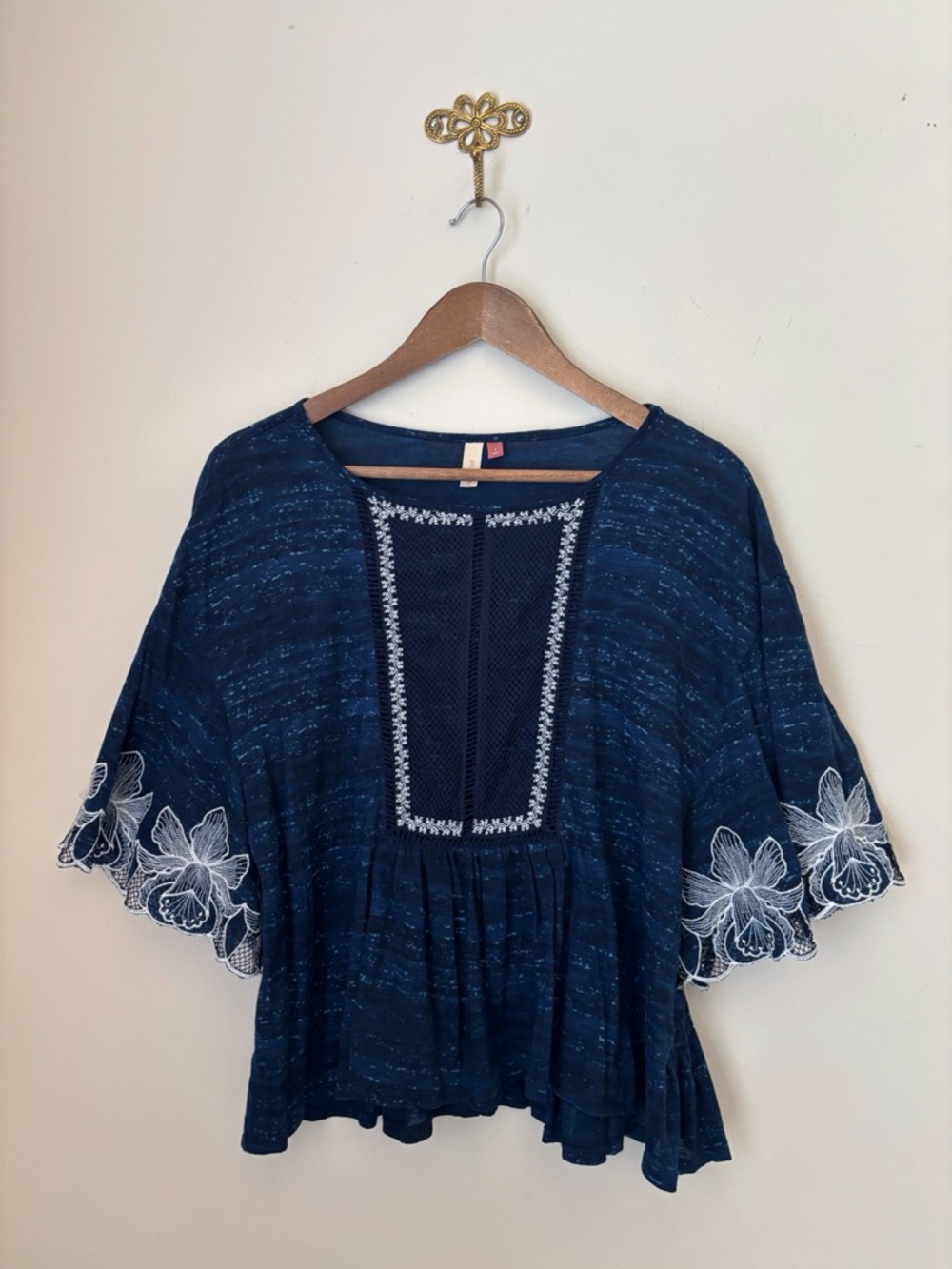 Pilcro Blue Orchid Floral Embroidered Top Small Summer Boho